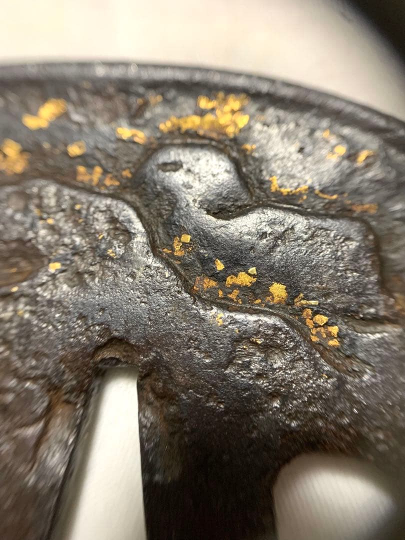 山と植物の金装飾 鍔(つば)