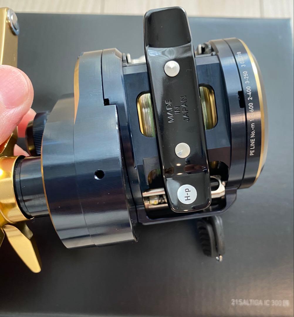 ダイワ　21ソルティガ　IC 300L 左巻き　ライン付き　箱付き