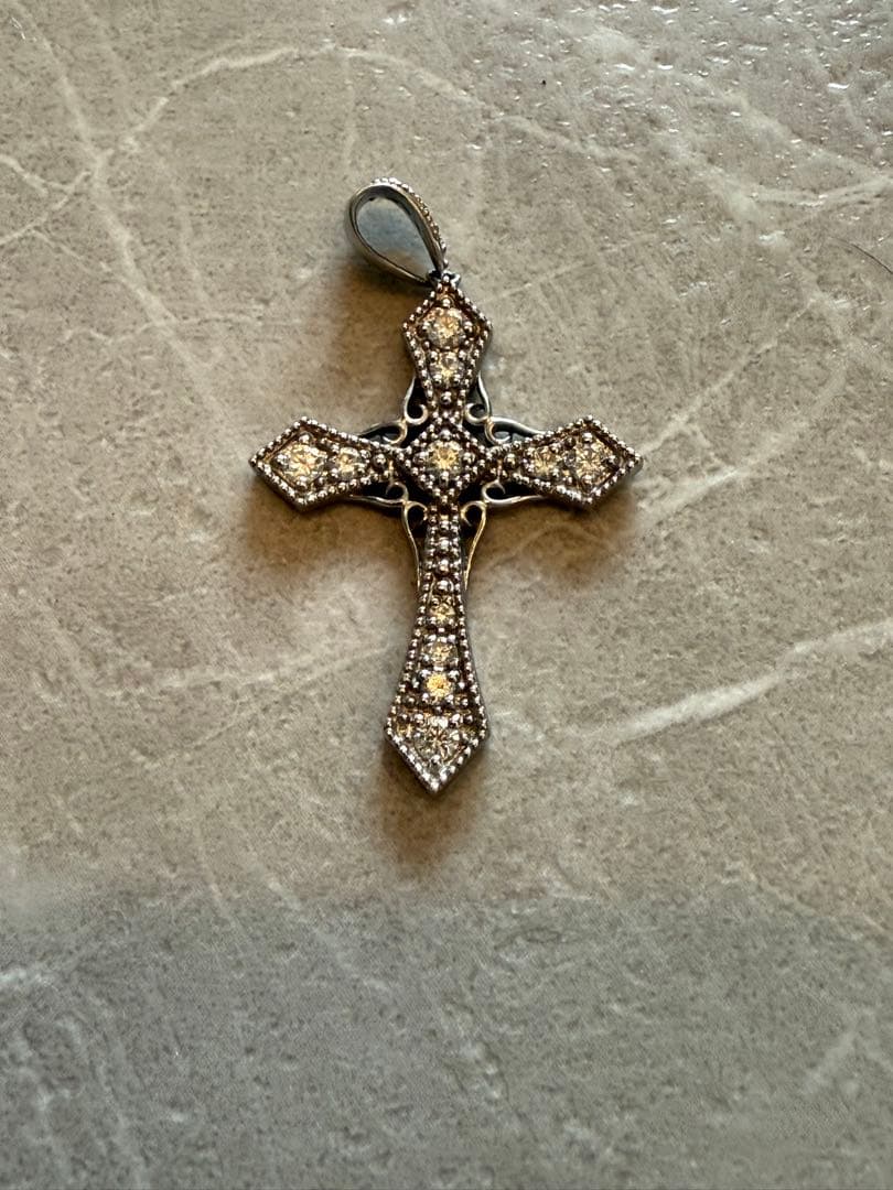 定価23万　宝石天然ダイヤモンド15pcs 0.50ct クロス ペンダント