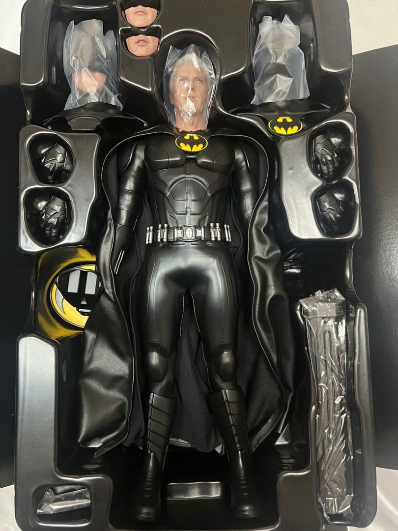 B*読様 ホットトイズ ムービー・マスターピース ザ・フラッシュ バットマン モ