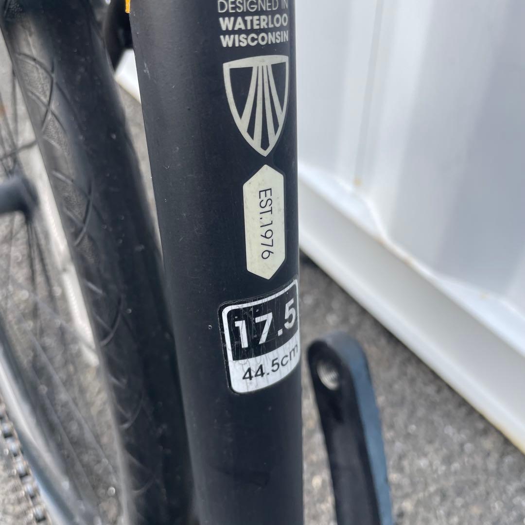 ジンゾウ　TREK 7.4FX 身長165-175cm 定価8.3万円