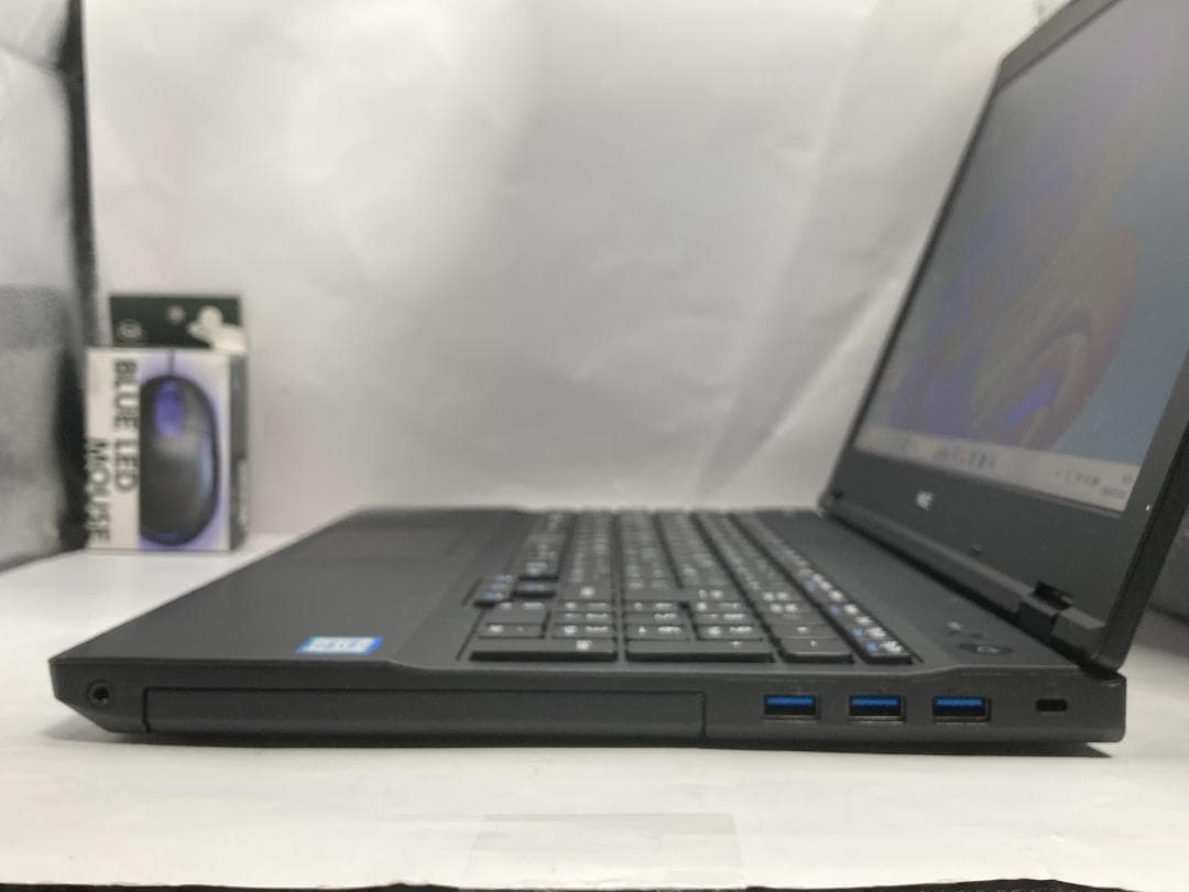 Win11正式対応/Core i5 8世代 /16GB/SSD512GB/NEC