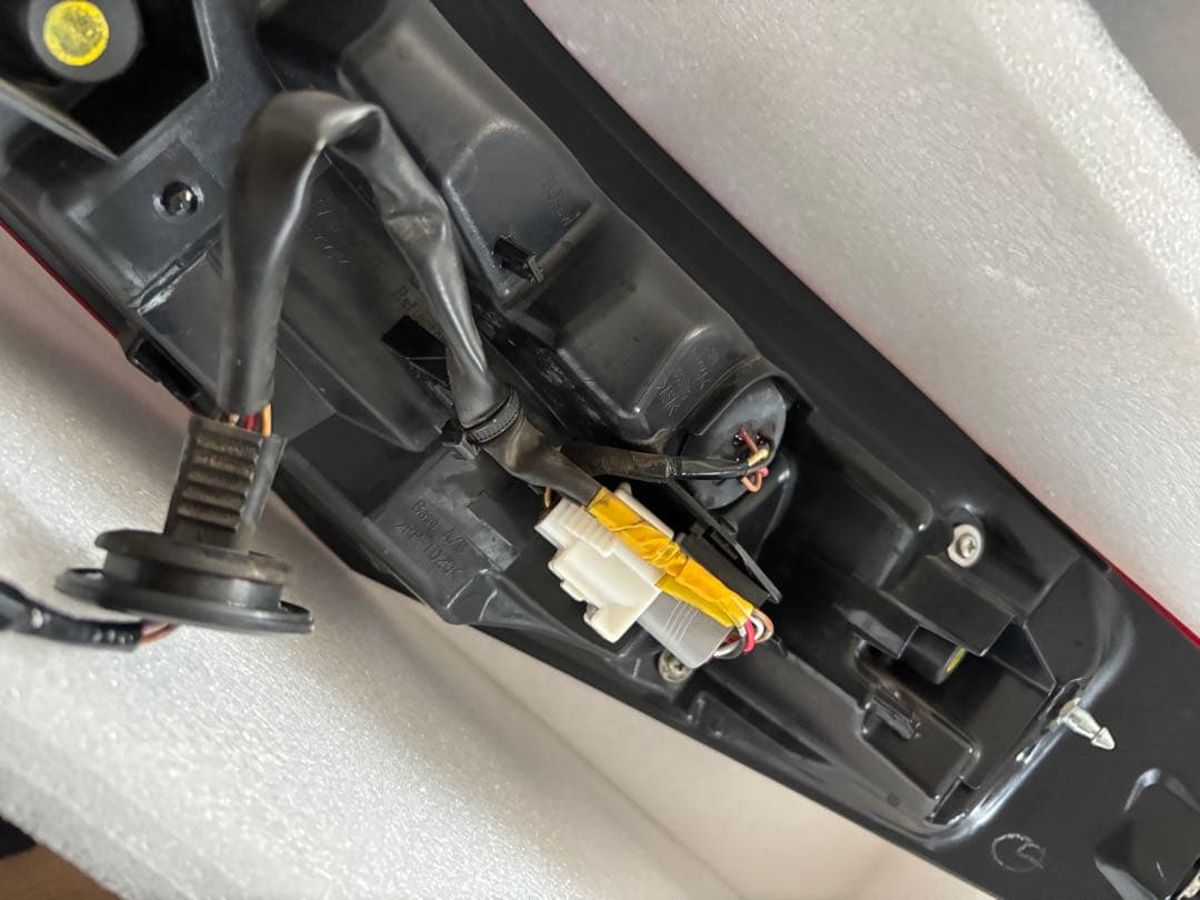 70カムリws着用 テールランプ 全グレード対応