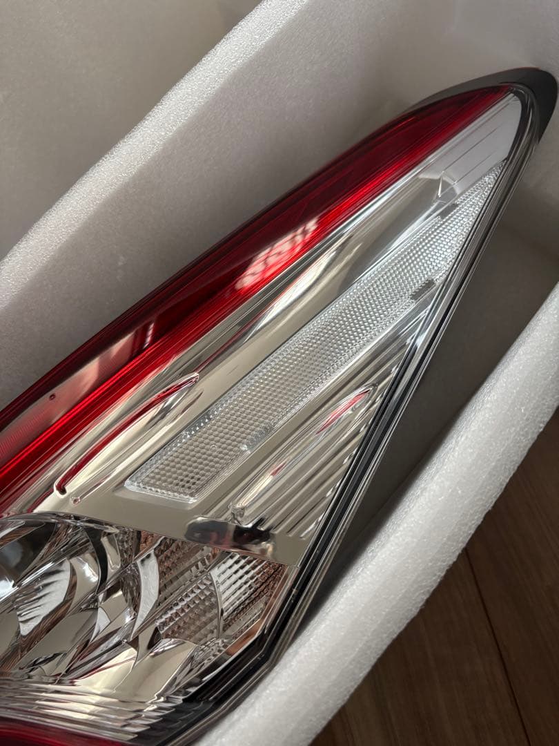 70カムリws着用 テールランプ 全グレード対応