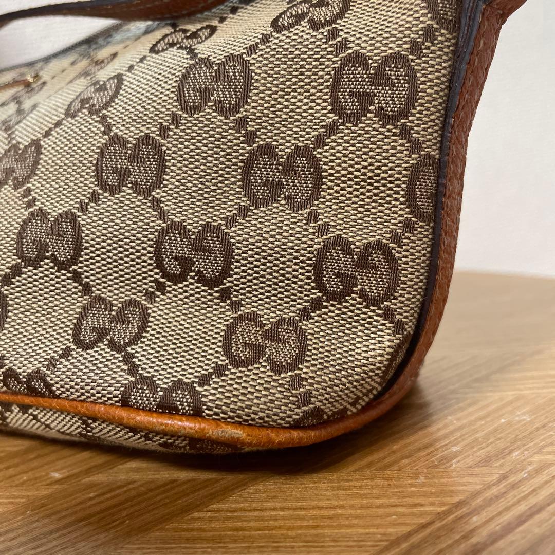 【美品】GUCCI ミニハンドバッグ　アクセサリーポーチ　GG柄　レザー