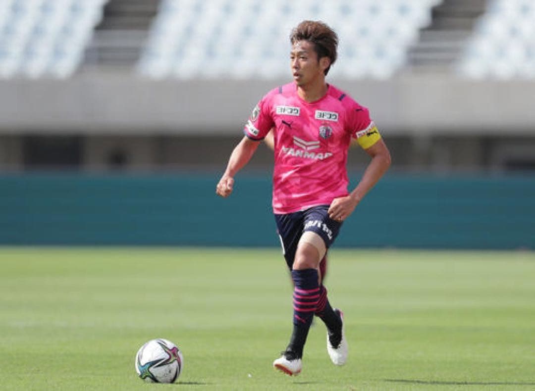 ♦︎新品♦︎清武Lサイズセレッソ大阪200試合記念ユニフォーム