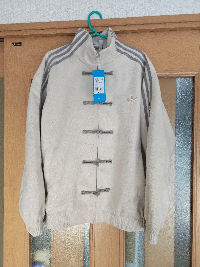 新品 アディダス 中国限定 蛇年トラックジャケット ホワイト サイズ M
