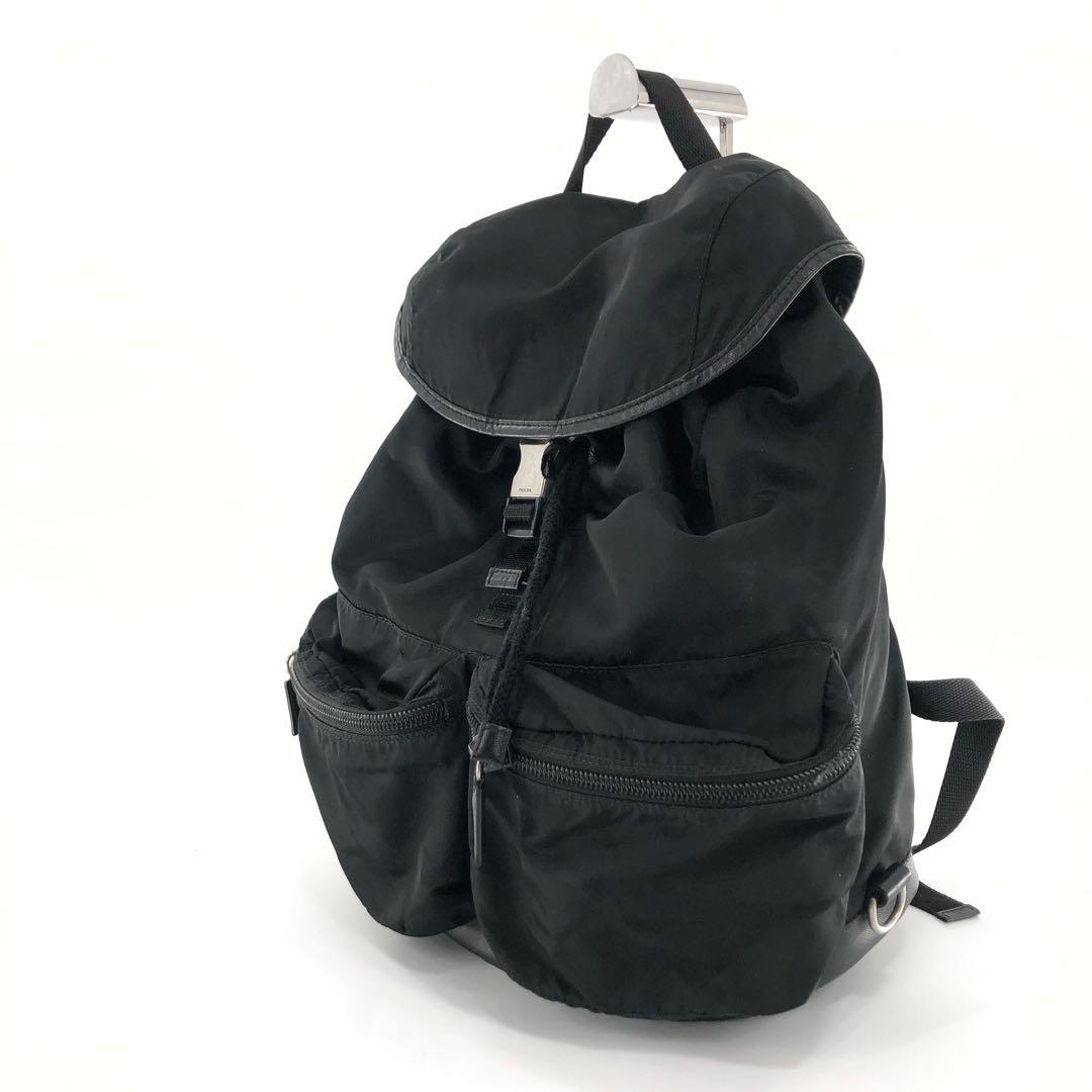 プラダ リュック バッグパック 三角プレート ロゴプレート 白タグ