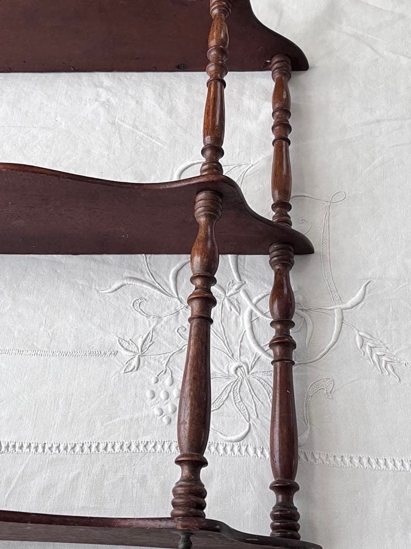 【美品】フランスアンティーク 1900年代 木製3段装飾エタジュール[3738]