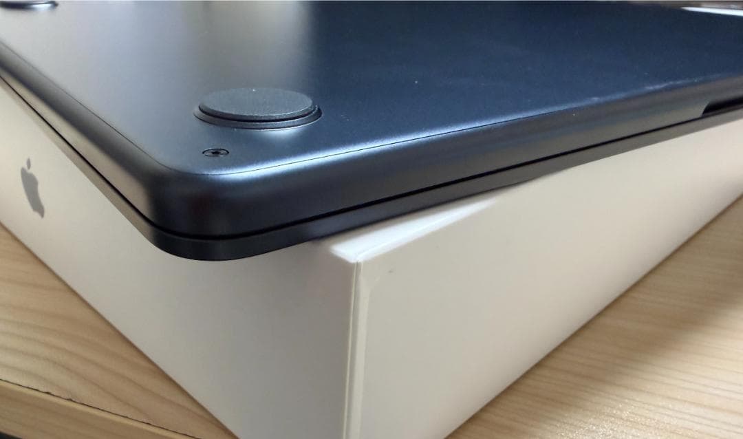 MacBook Air M2 24GB/1TB 13.6インチ ミッドナイト