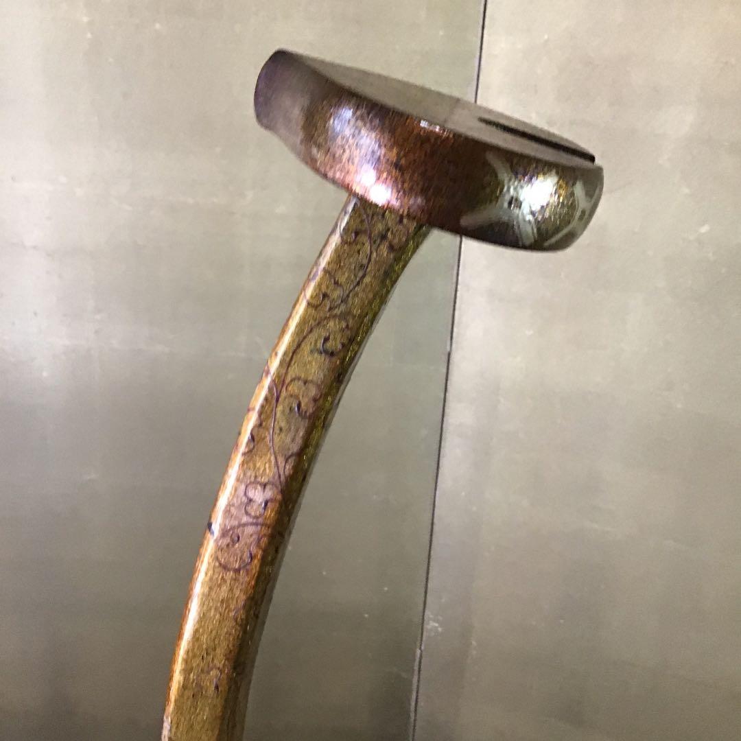 太刀掛　金蒔絵塗