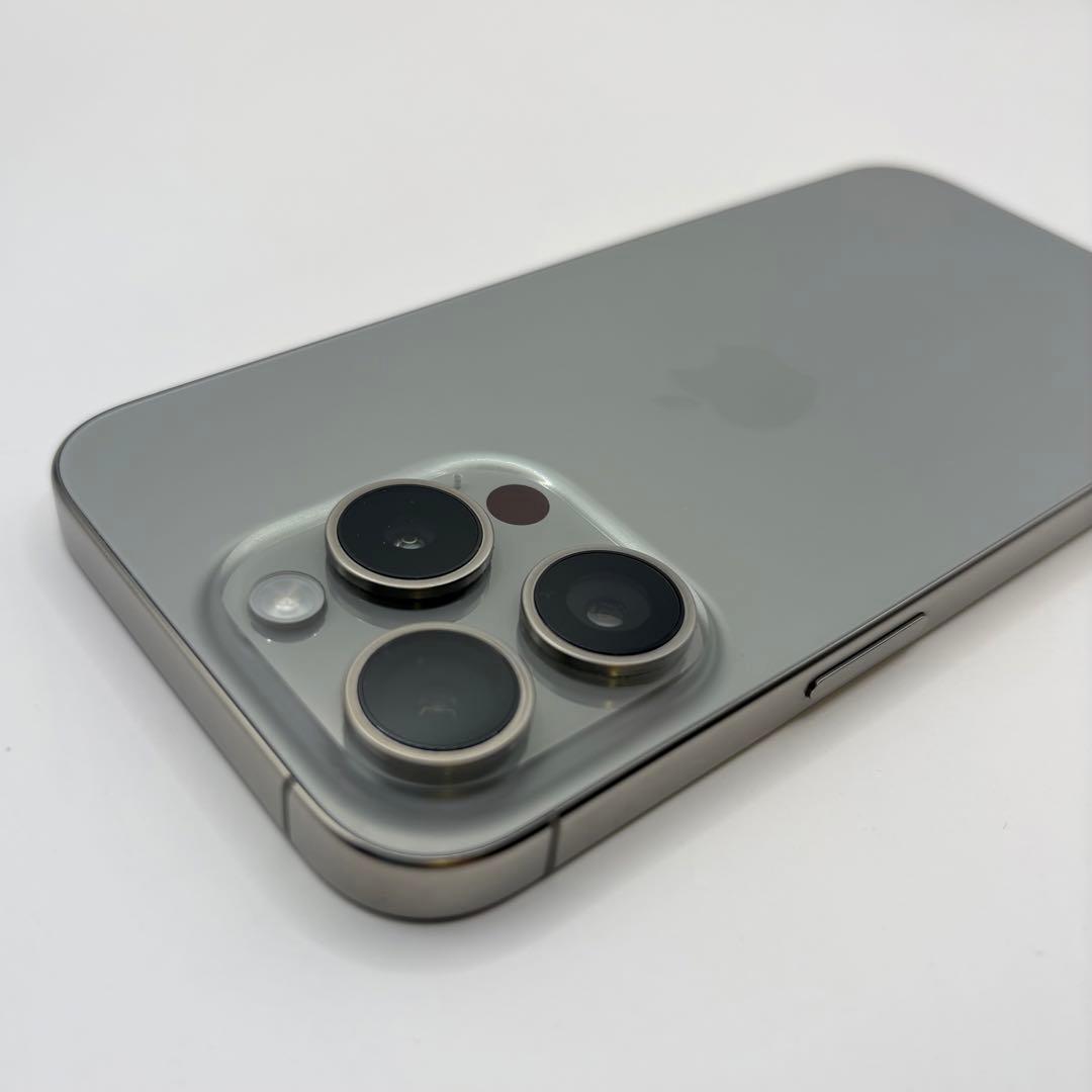 Apple iPhone 15 pro ナチュラルチタニウム 128GB