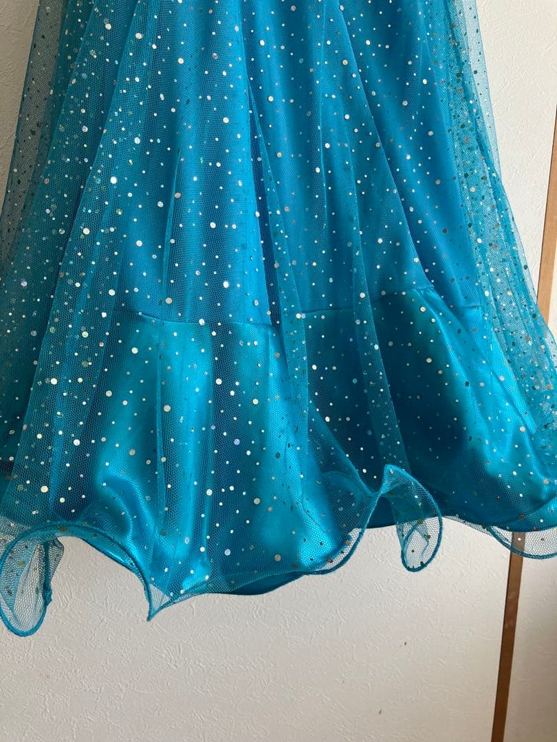 ダンスドレス　ダンスウェア　イチオク　スパンコール付き　M〜L