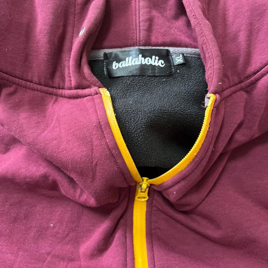 ballaholic パーカー エンジ XL ラベル付き 刺繍ロゴ入り - メルカリ