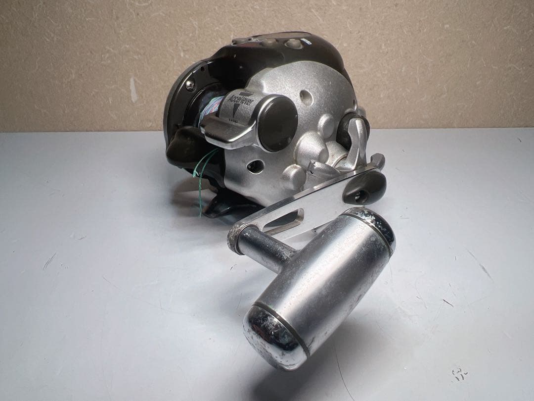 RYOBI アドベンチャー　電動リール SS700AT- S