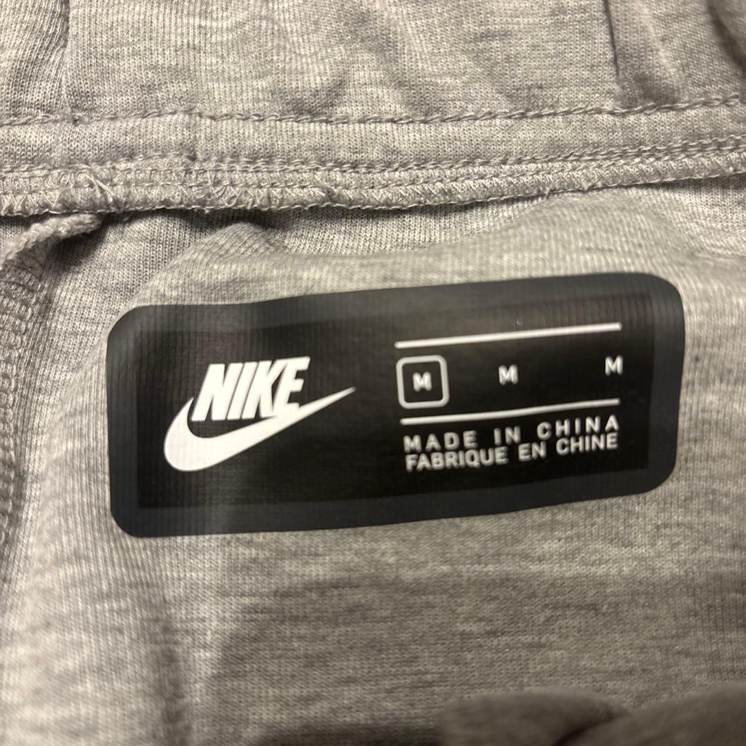 ナイキ テックフリース　ジャージ セットアップ LサイズMサイズ
