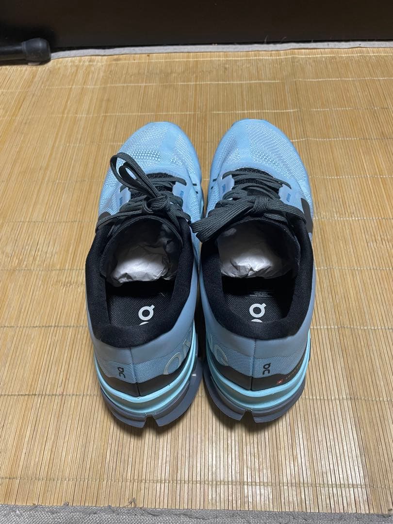 On Cloudflow 5 クラウドフロー 5 26.0cm