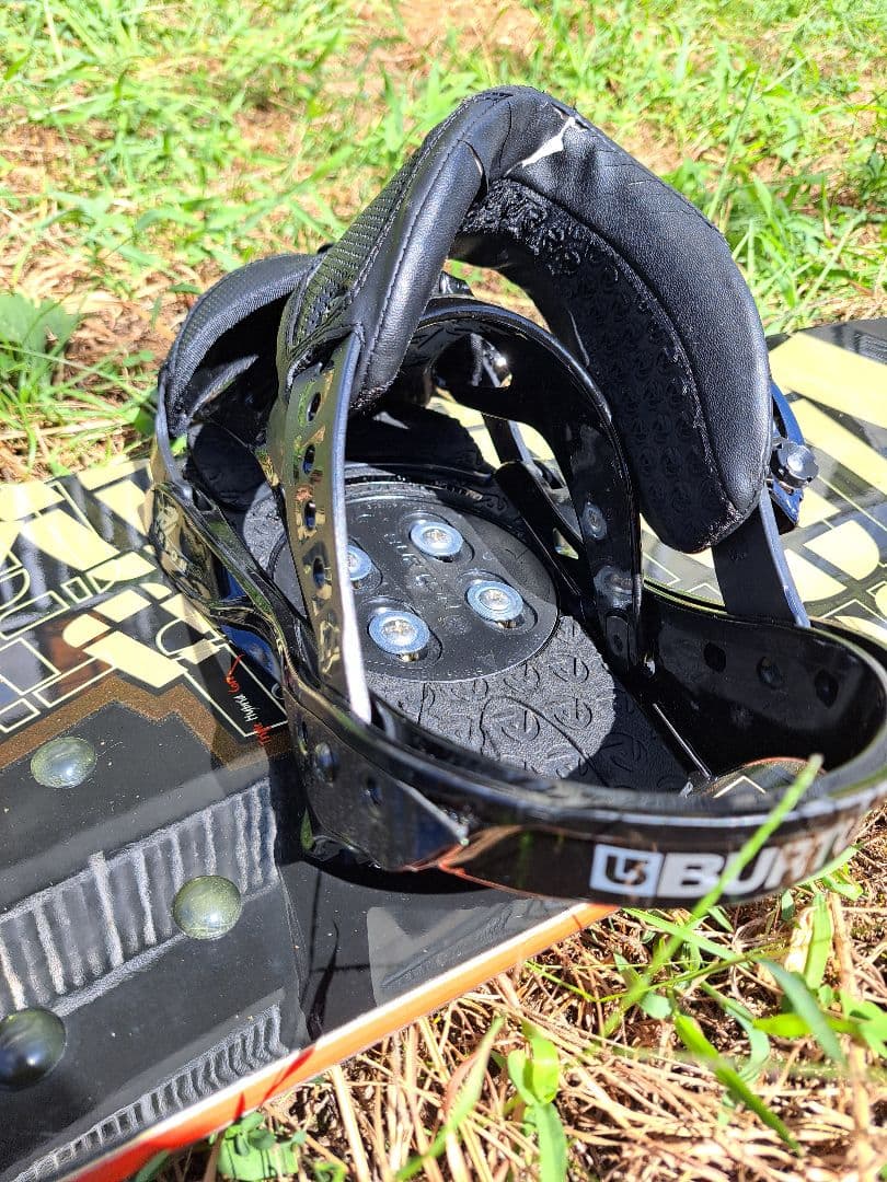 ロシニョール　RS 152　■BURTON　CARTEL　M　■2点セット