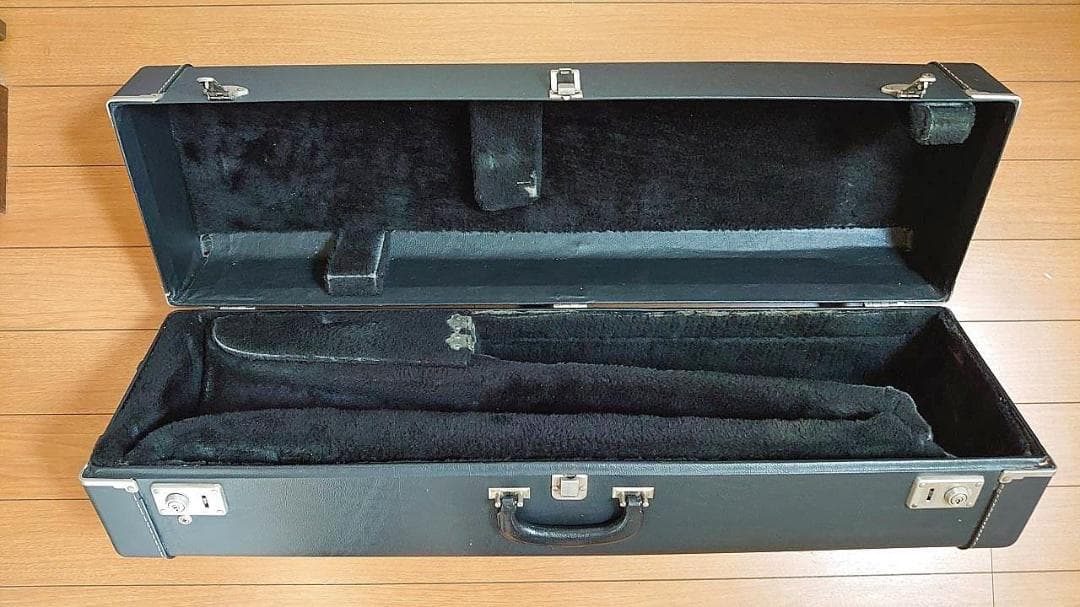 ゆ*う様 【超値下】【KING】 テナー トロンボーン ケース 稀少品 超