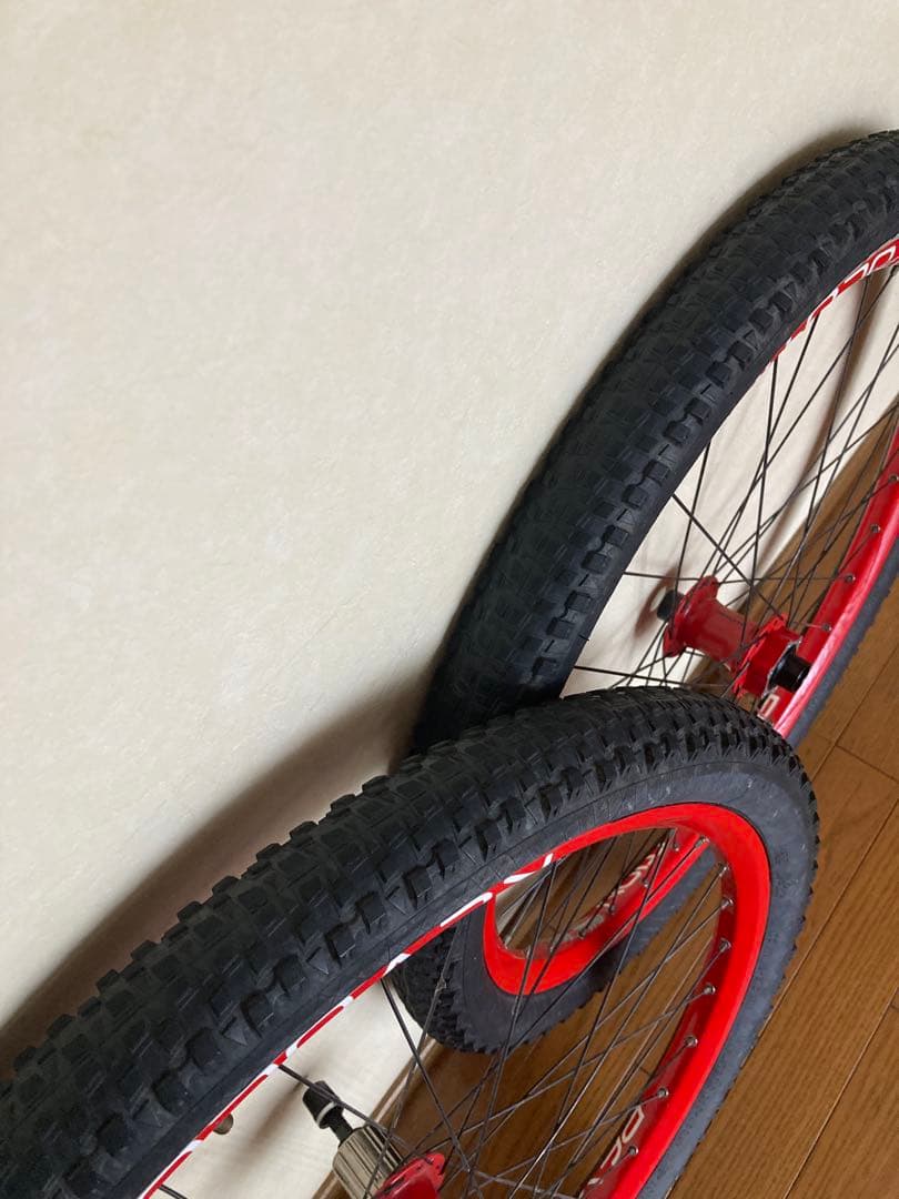 REVOLUTION Transition 26インチ 前後ホイール KORE