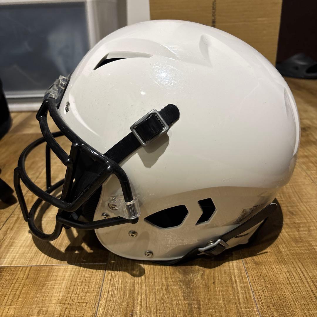 Schutt アメリカンフットボールヘルメット ホワイト