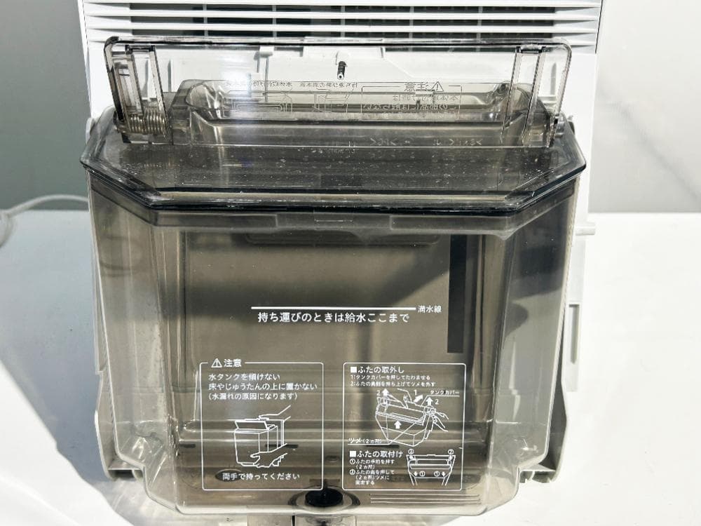 ☆2021年製☆ダイキン ～31畳 空気清浄機【MCK70YKS-W】FKE1