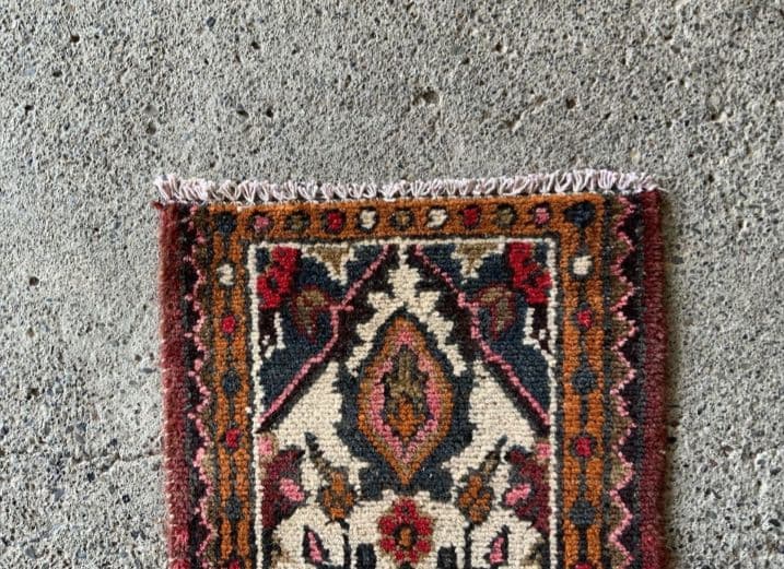 トライバルラグ★ハマダン★ペルシャ絨毯