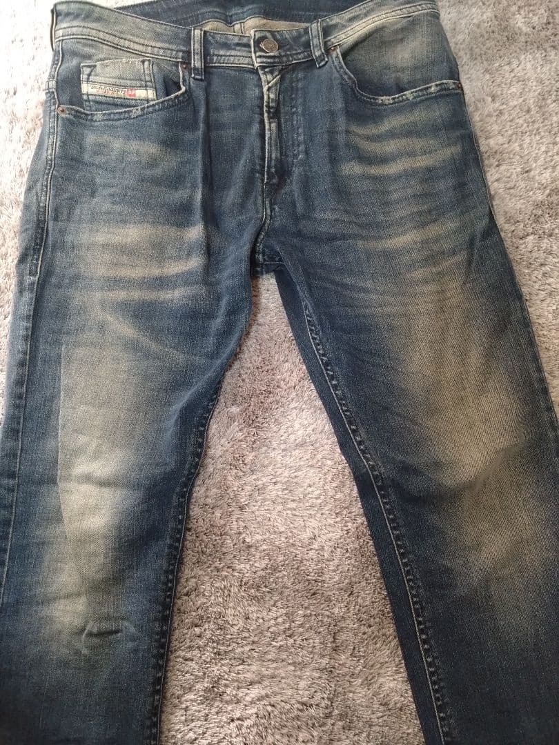 【美品】DEASELジーンズ