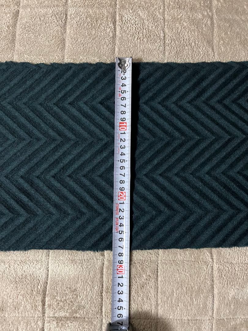 （伊）アルテの、折りヘリンボーンのホワイトカシミア100%のリバーシブルマフラー