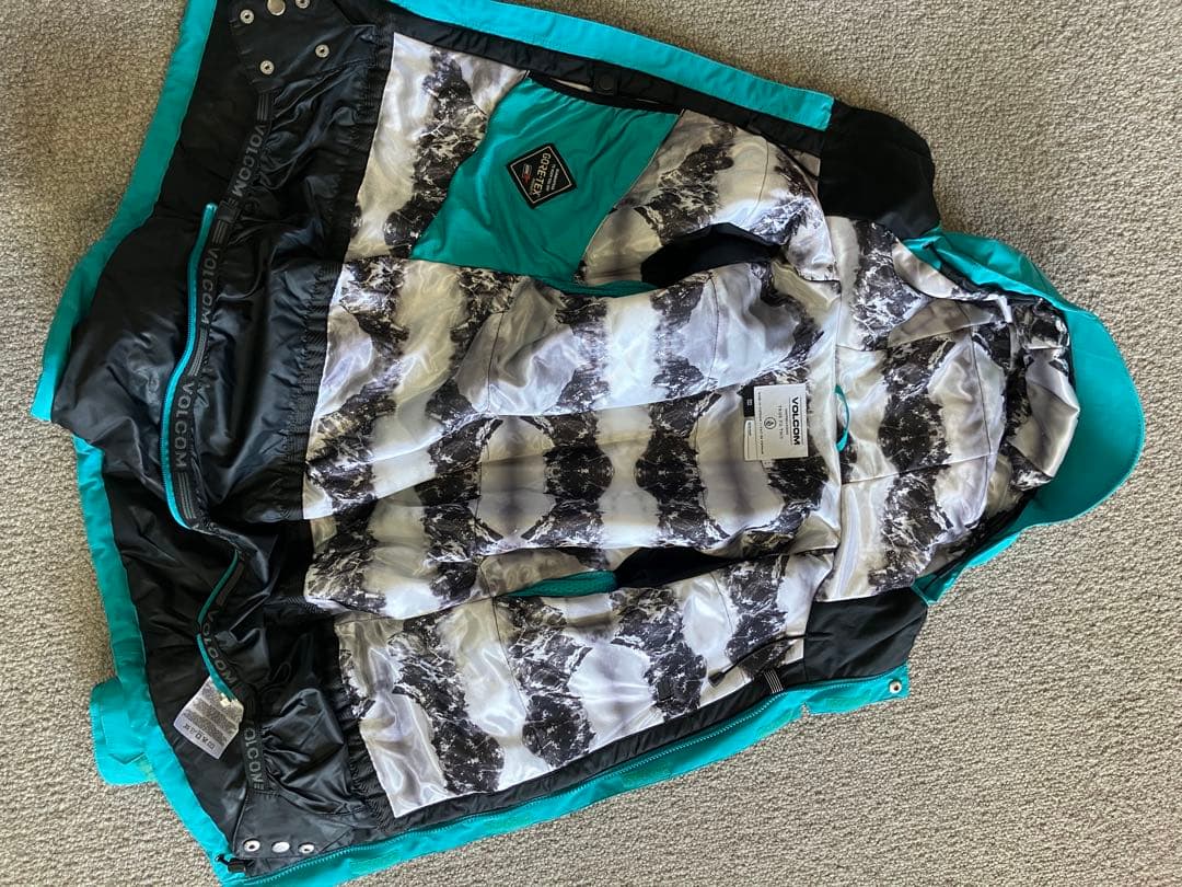 VOLCOM ゴアテックス　ターコイズブルースノーボードジャケット　S