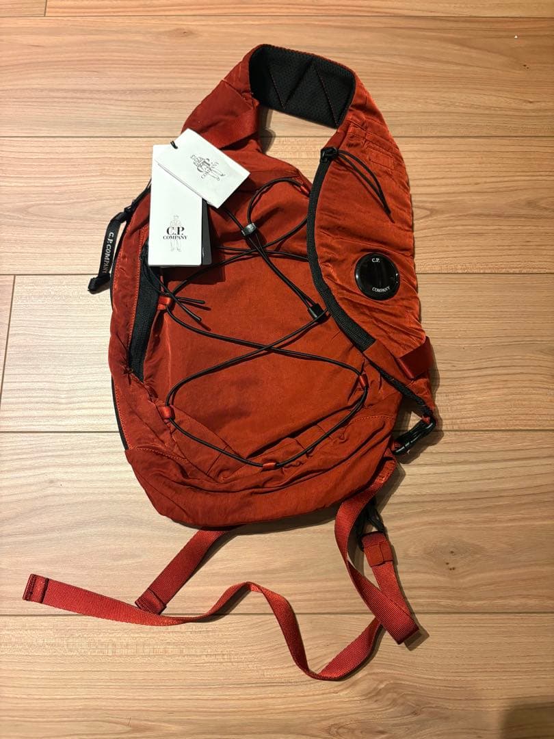 C.P.Company ボディバッグ ブリック