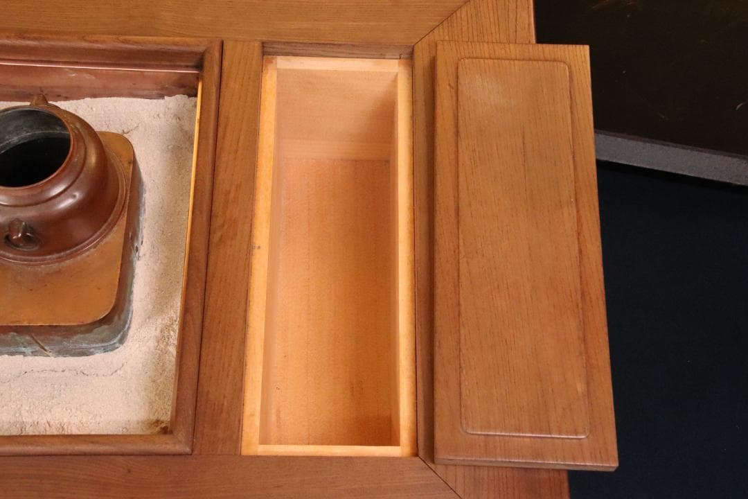 BE419　時代家具　関西火鉢　３尺　天板厚５㎝　純銅製 酒燗器 火箸 灰ならし