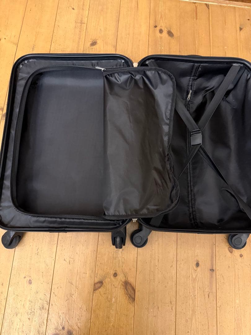 ディズニー　スーツケース