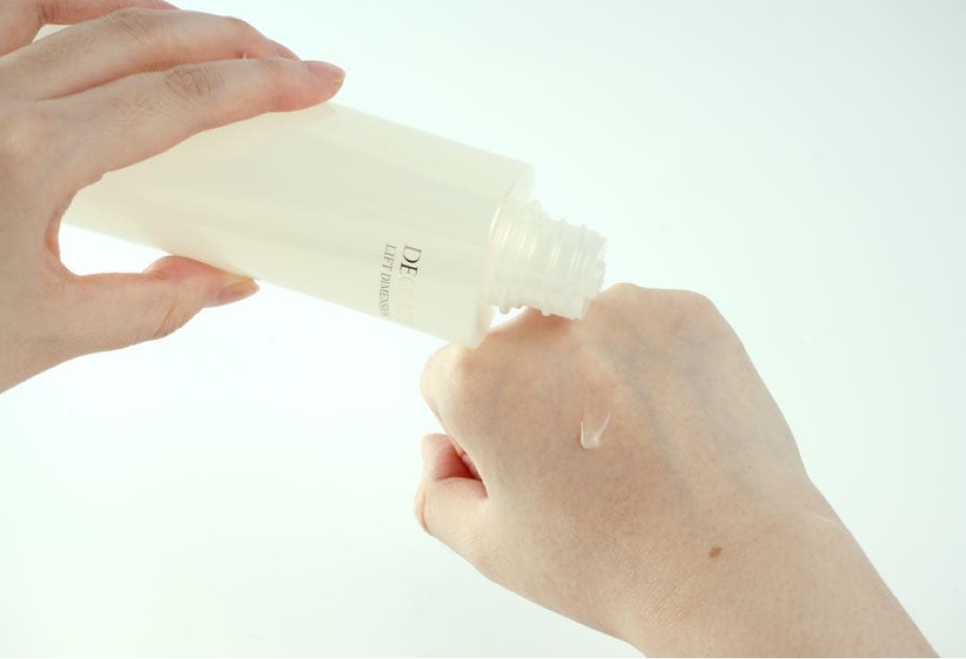 コスメデコルテリフトディメンションファームエマルジョン乳液&化粧水セット