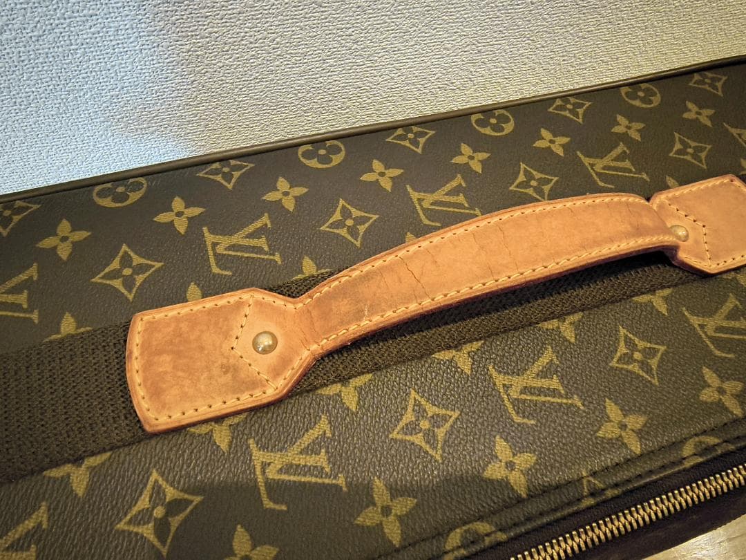 【使用感あり】ルイ・ヴィトンのスーツケース（日本正規店で購入）