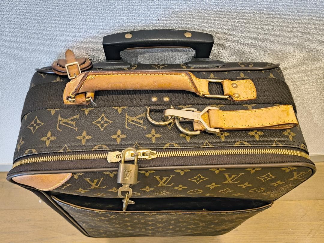 【使用感あり】ルイ・ヴィトンのスーツケース（日本正規店で購入）