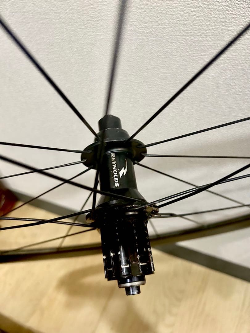 ◆レイノルズCarbonホイール後輪◆重量0.84kg リムハイト46mm10s