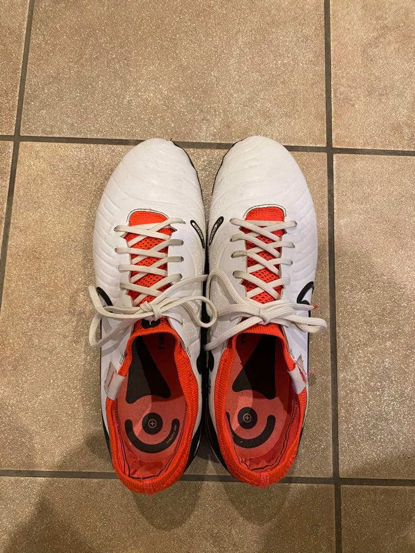 ナイキ　ティエンポ　レジェンド 10 エリート　FG