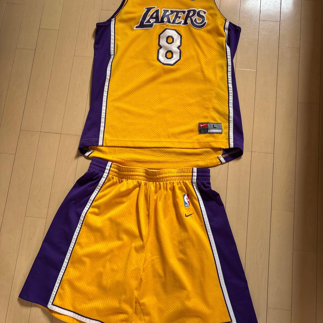 LAKERS 8番 コービーブライアントNIKE バスケットボールユニフォーム