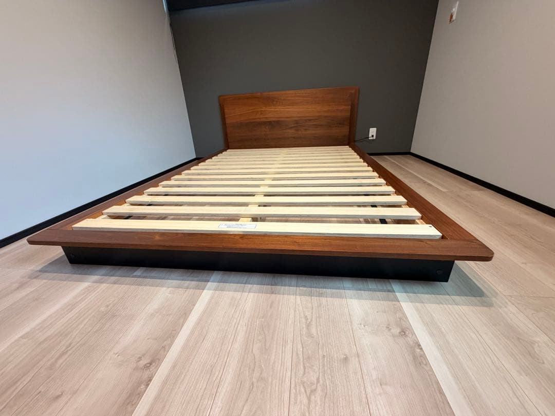 【美品】ニトリ ダブルベッドフレーム