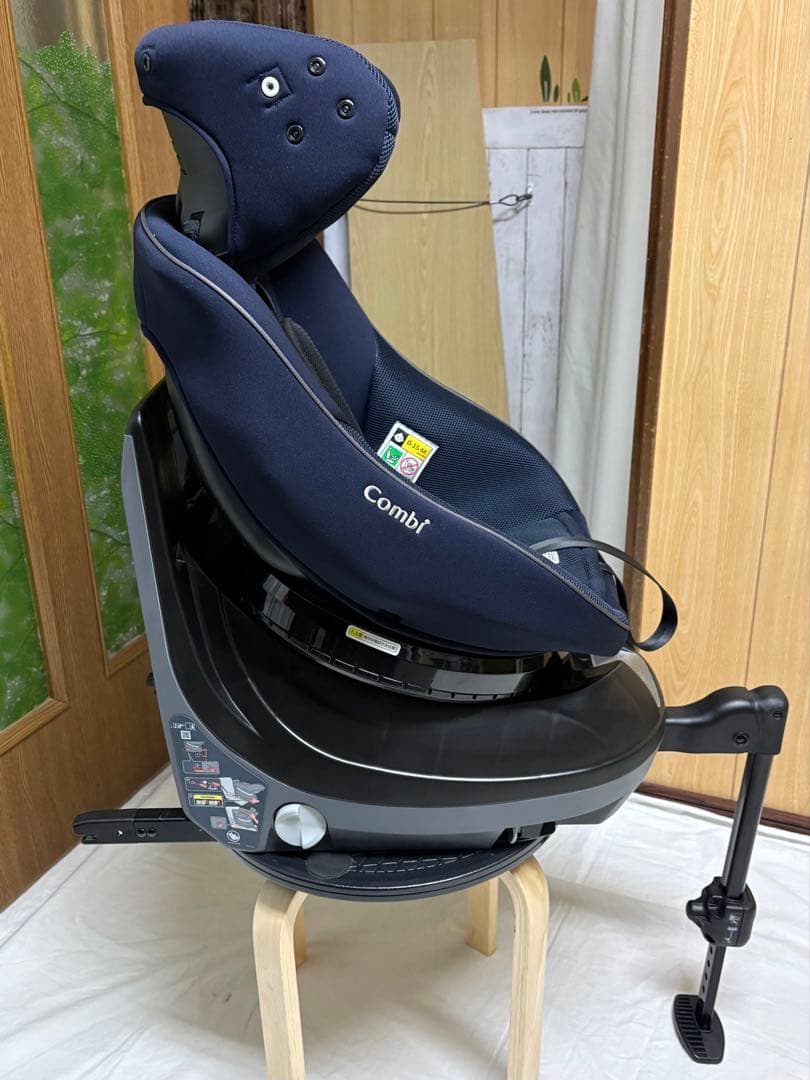 コンビ クルムーヴ コンパクト R129 エッグショック JQ 新生児 一部新品