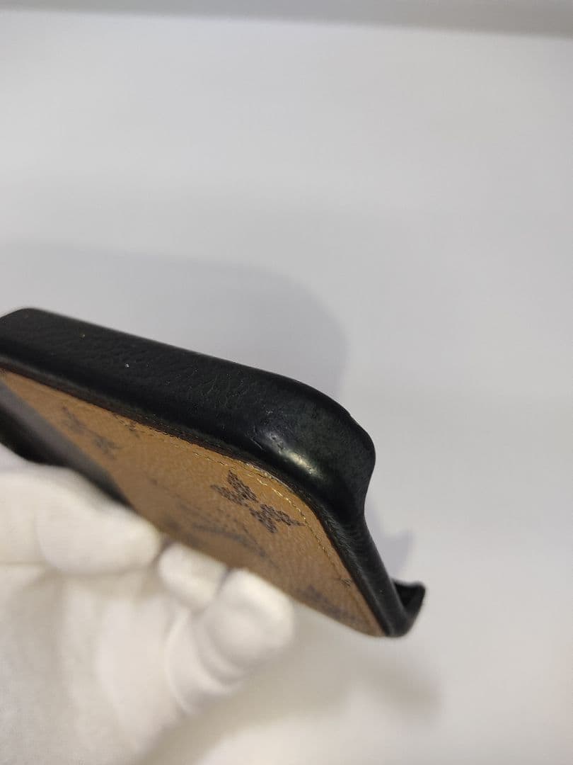 Louis Vuitton iPhone15pro用ケース モノグラム 美品