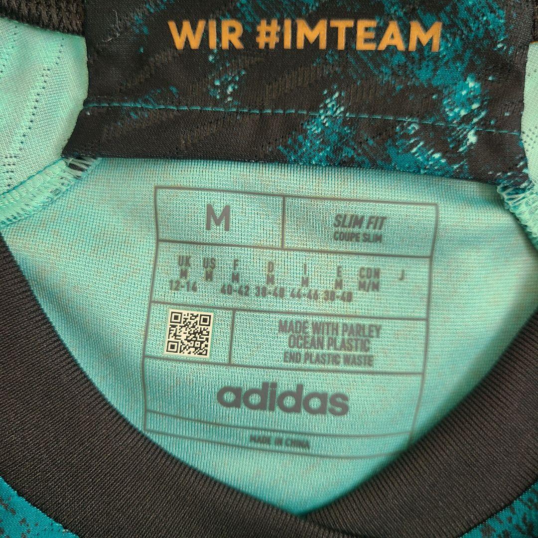 実使用サイン入り サライ・リンダー 女子ドイツ代表