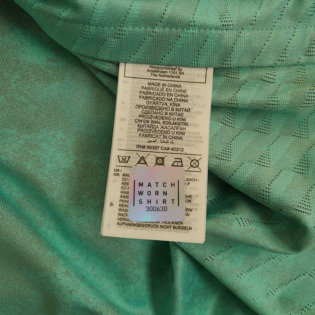 実使用サイン入り サライ・リンダー 女子ドイツ代表