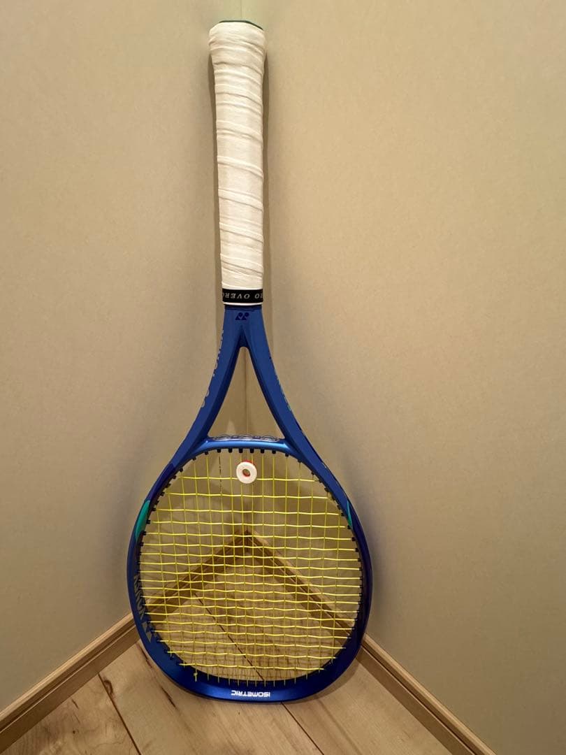 一回使用。未使用に近いYONEX EZONE 100 TOUR G2 - メルカリ