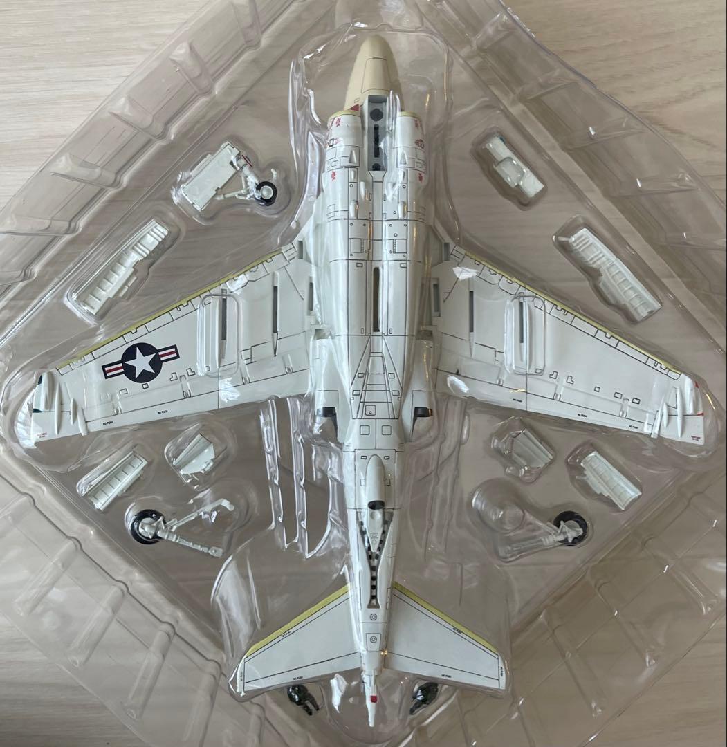希少絶版新品　センチュリーウイングス/ 1/72 米海軍KA6Dイントルーダー