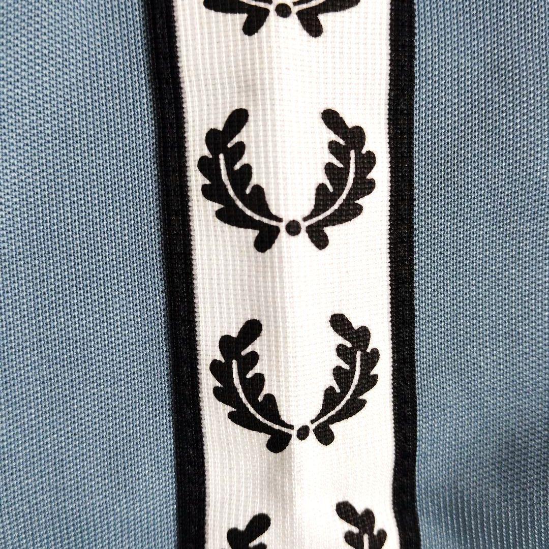 美品【希少】フレッドペリー ポルトガル製 ジャージ 水色 くすみブルー　ロゴ刺繍