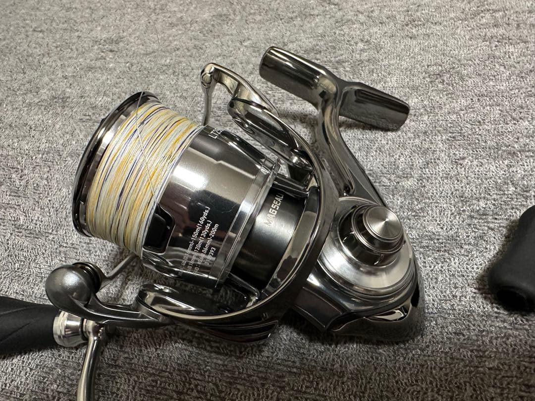 ★ダイワ★22 EXIST LT2500S★１回使用極美品★イグジスト