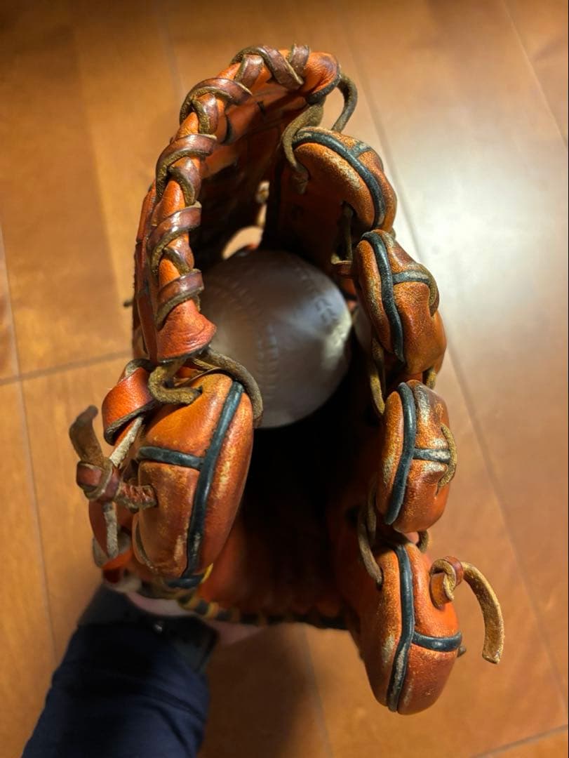 硬式内野手用グローブ【右投げ用】