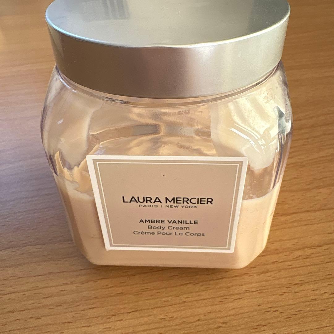 ローラメルシエ アンバーバニラ ホイップドボディクリーム 340g - メルカリ